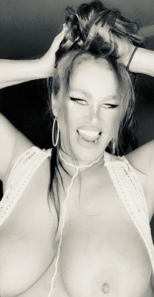 Utøver CharlieNashxx Bilde 3