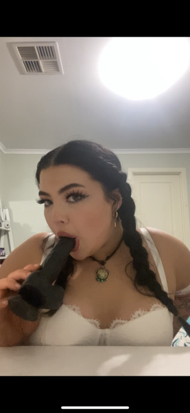 Performer rubycurvaceous Photo 1