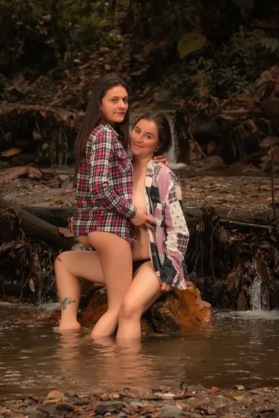 Interprète AntonellaAndIsa Photo 11