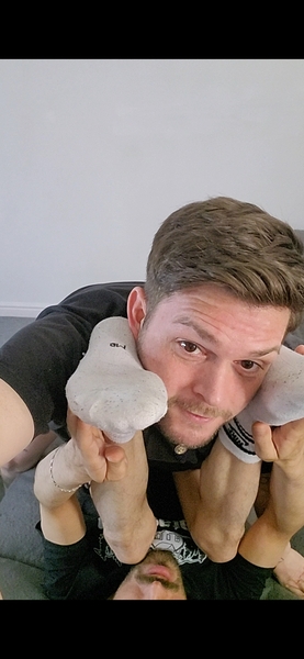 Artist Twotwinkhusbands Foto 11