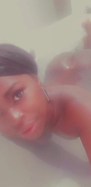 Artiest NahomiBraxxon Foto 5