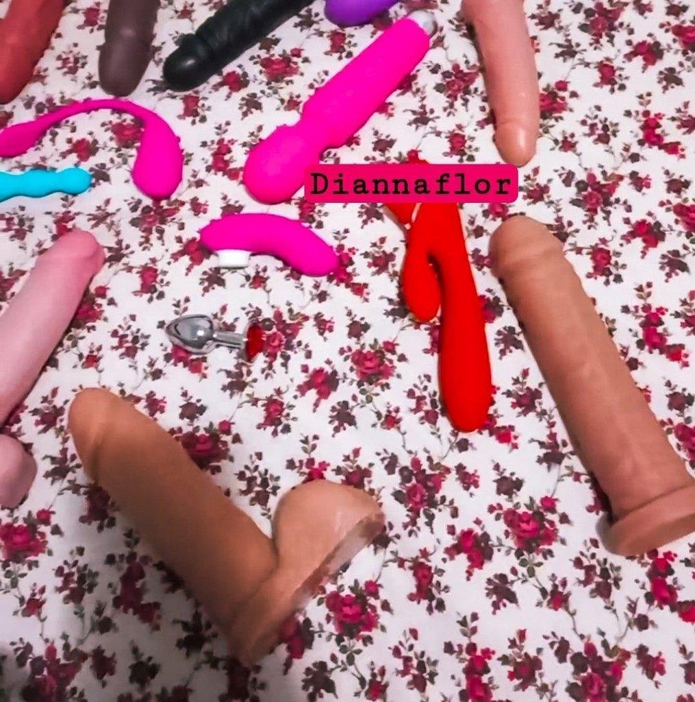 Performer diannaflorr Photo 2