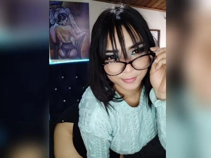 Image de profil du modèle de webcam sweetviolette