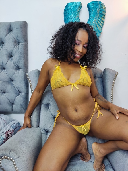 Performer amarasabe Photo 3