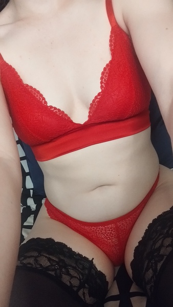 Performer PerfectlyPerky Photo 1