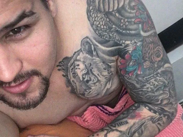 Image de profil du modèle de webcam boykaakeyy