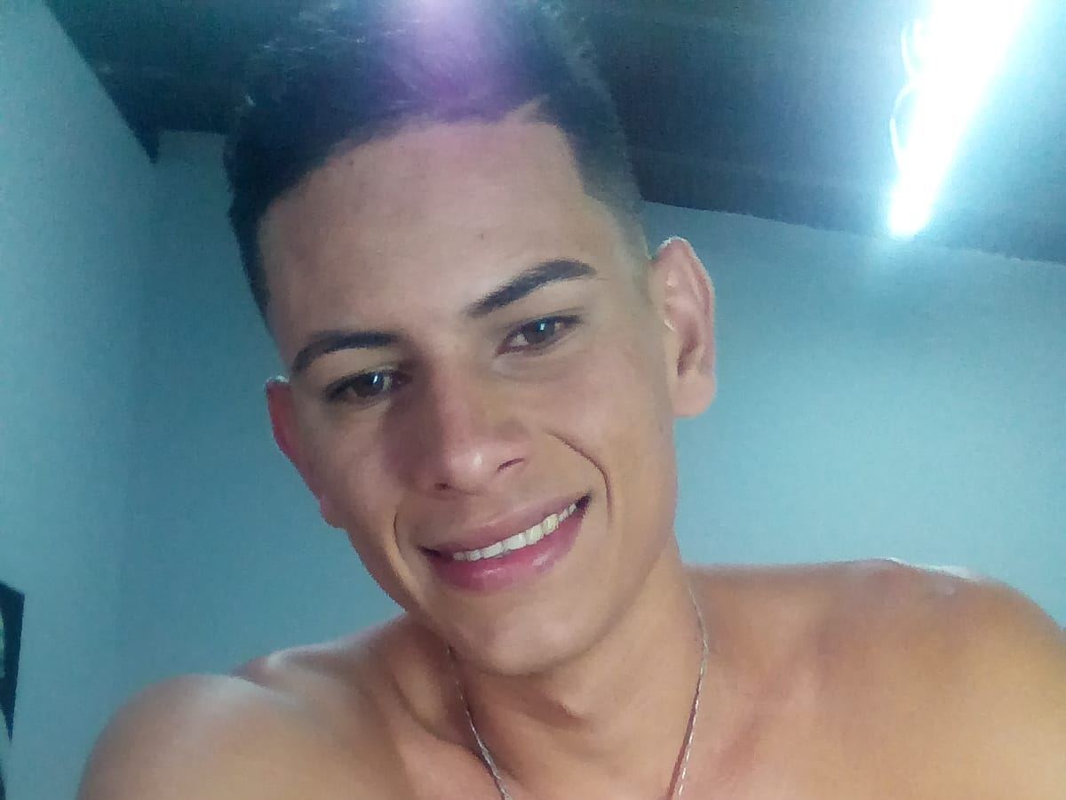 Foto de perfil de modelo de webcam de antoniogaviriaa 