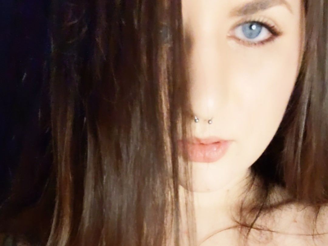 FionaInk profielfoto van cam model