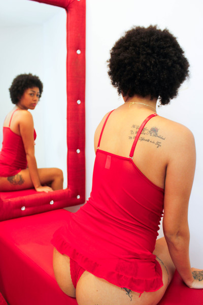 Performer SofiaaLewis Photo 9