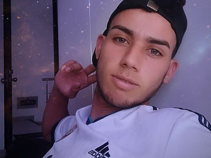 Imagen de perfil de modelo de cámara web de badssboys