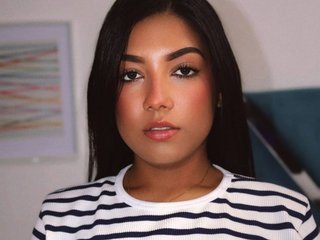 EmilySejmet immagine del profilo del modello di cam