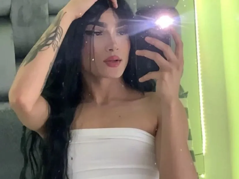 camilacole immagine del profilo del modello di cam