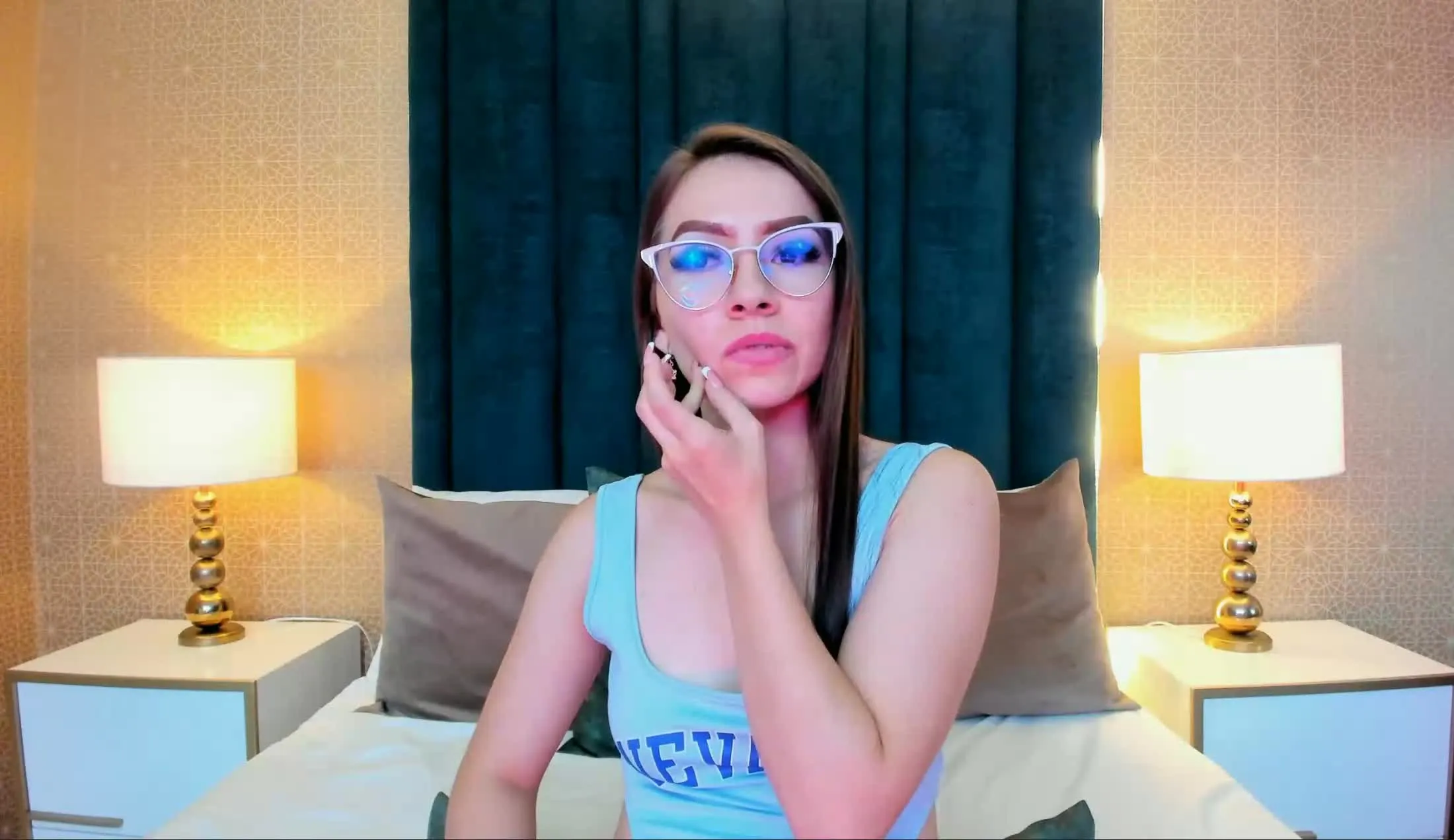 Artiest OliviaClarck Video 4