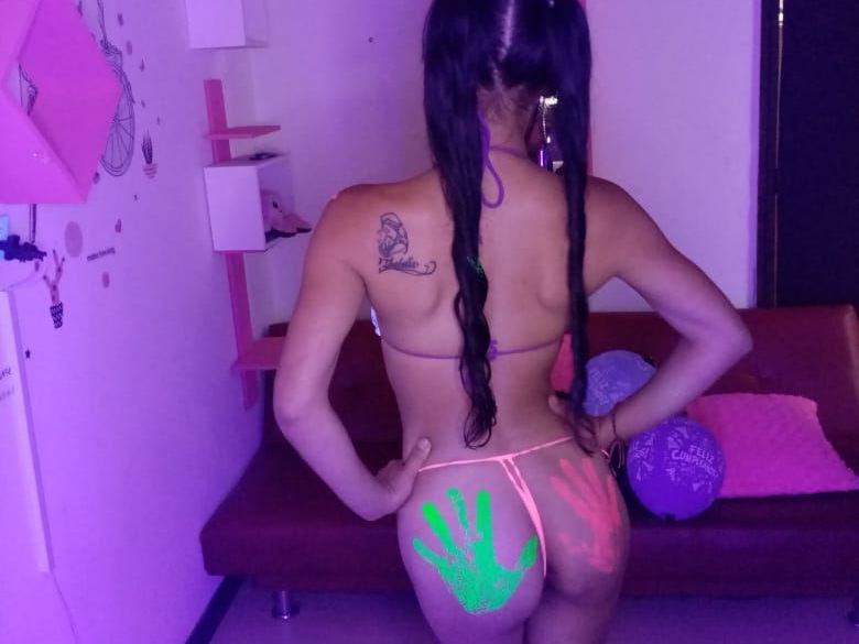 Profilbilde av Mileypink webkamera modell