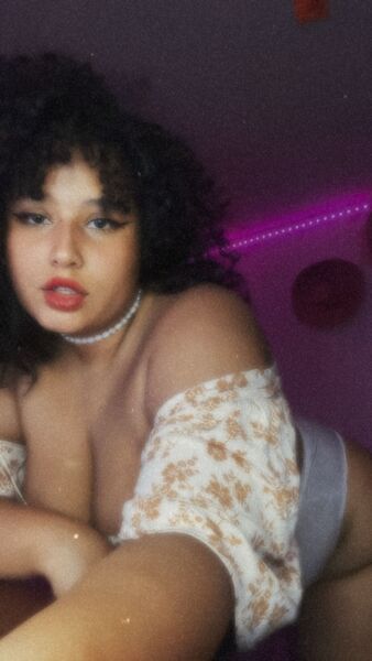 Artista HappyIvy Foto 9