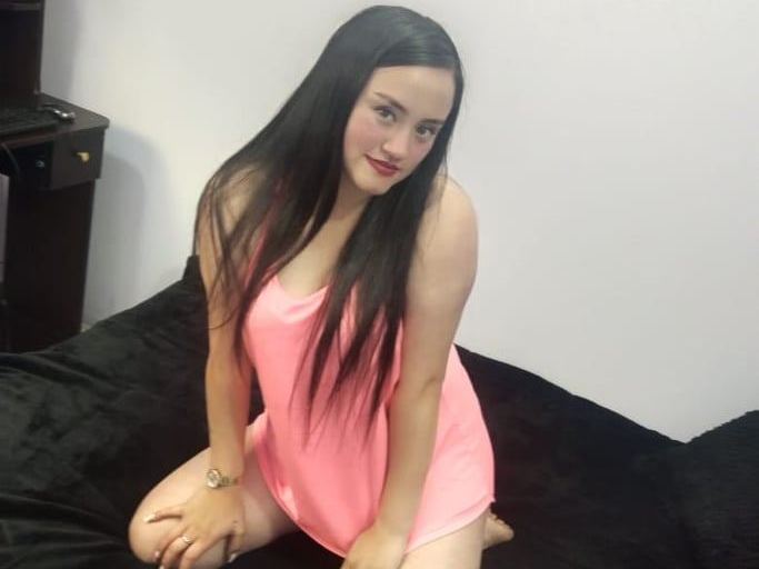 amylianal profielfoto van cam model 