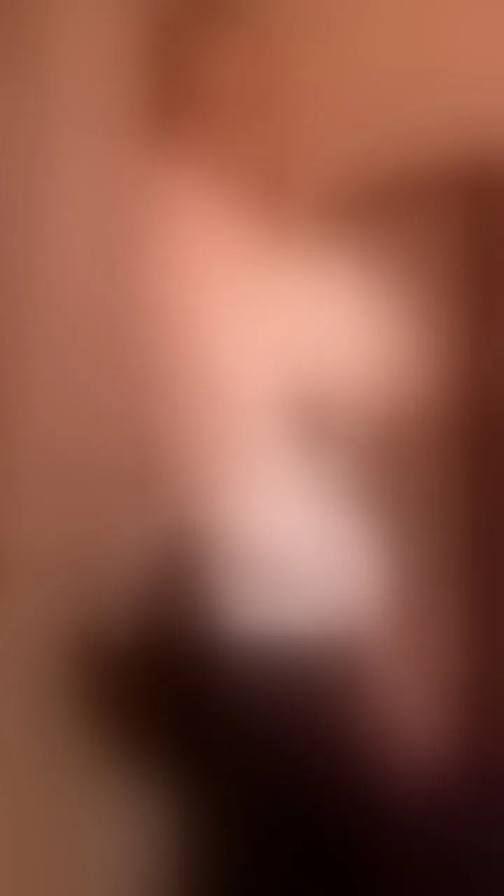 Darsteller NAUGHTYCURVY36 Foto 1