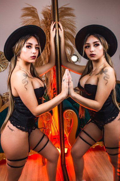 Artiest CammileIryna Foto 6