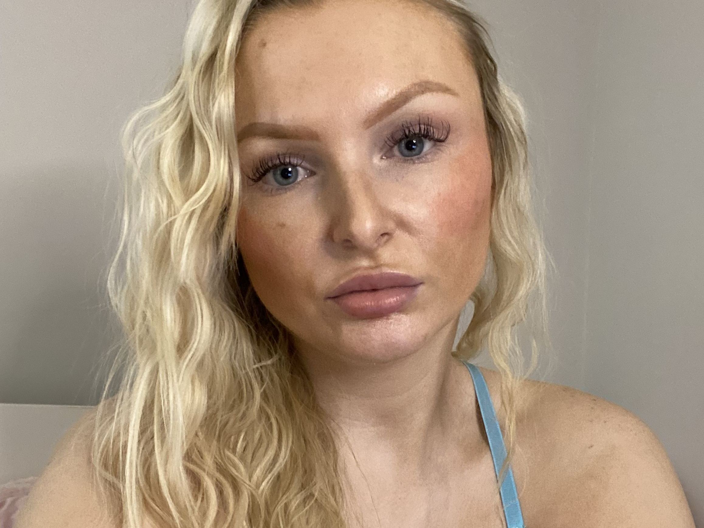 Romanyquinnuk profielfoto van cam model 