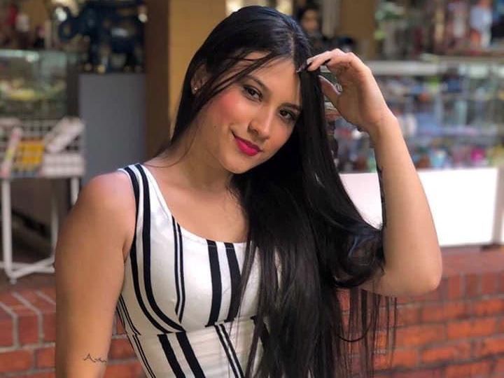 Imagen de perfil de modelo de cámara web de LolaJoun