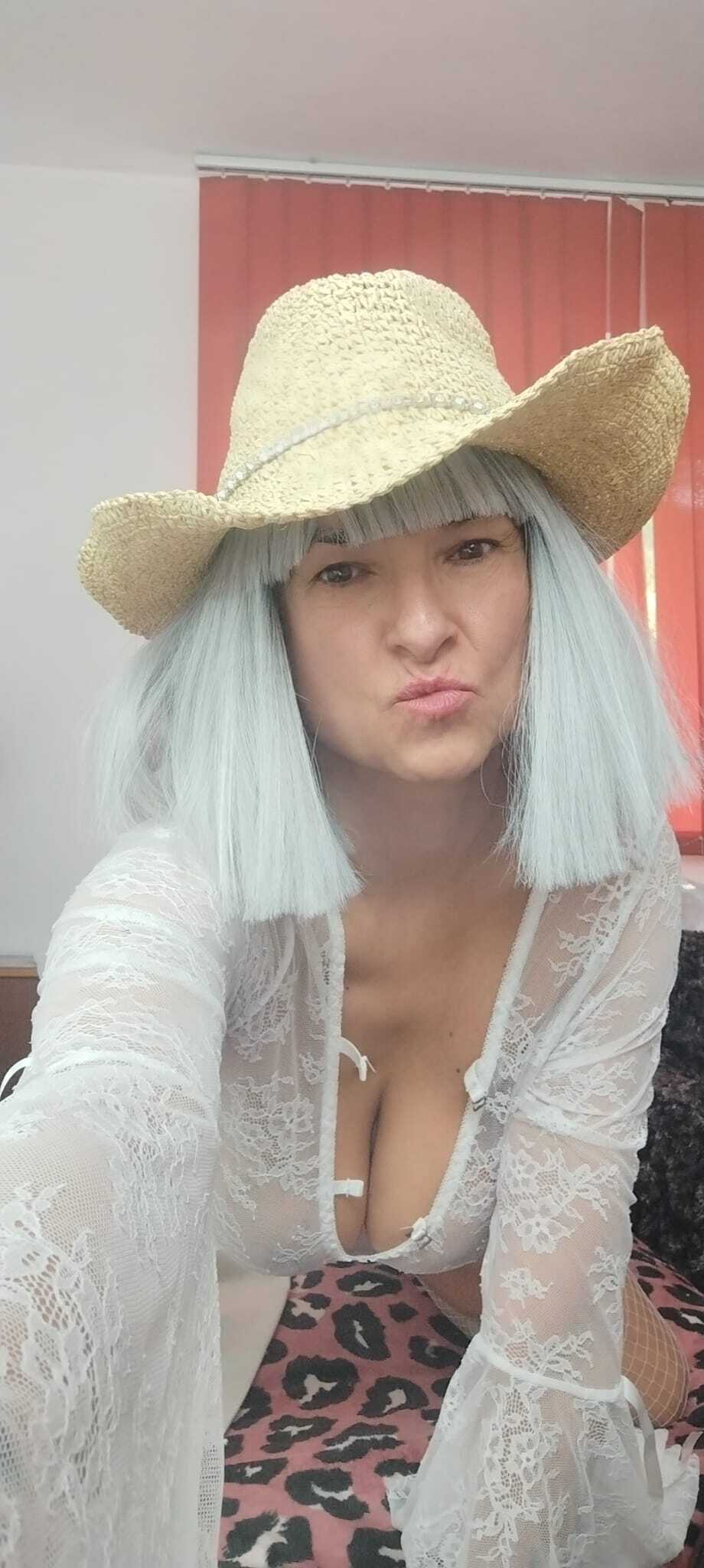 Intérprete MilfDolores Foto 4