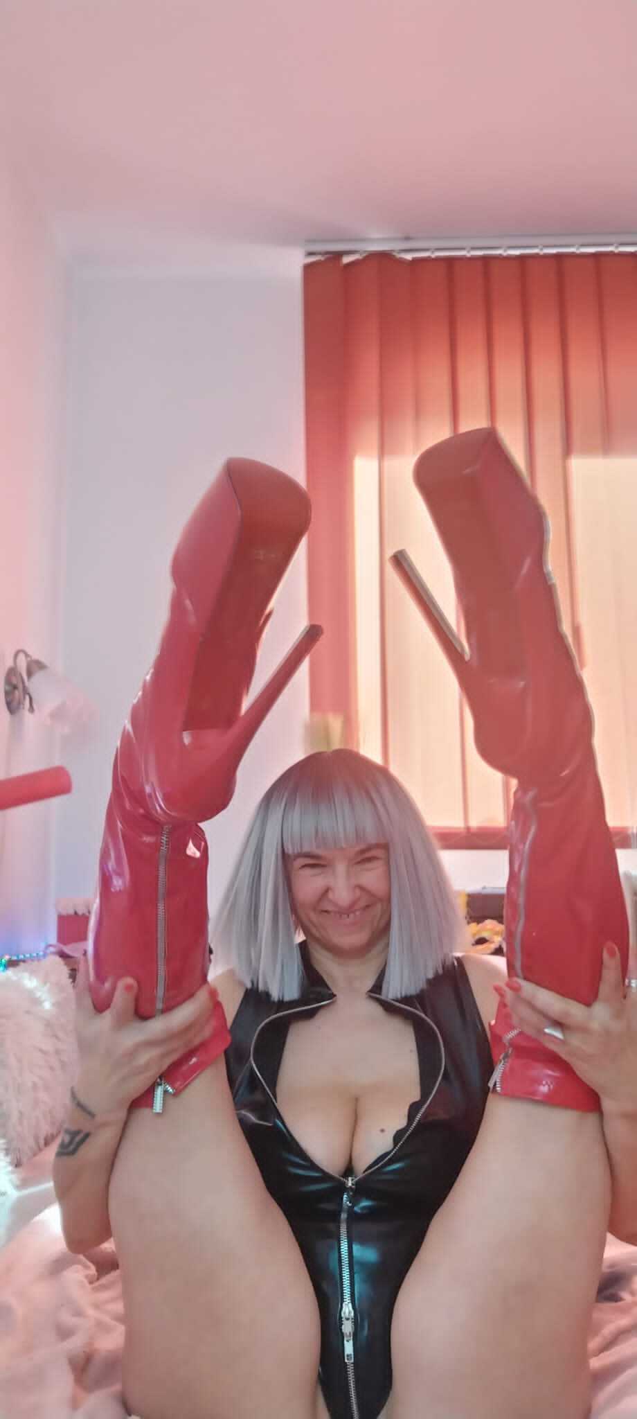 Intérprete MilfDolores Foto 3