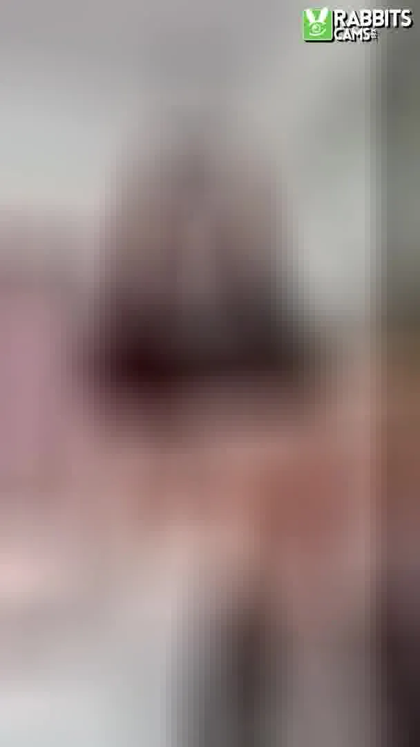 Interprète AnyaJayy Vidéo 3
