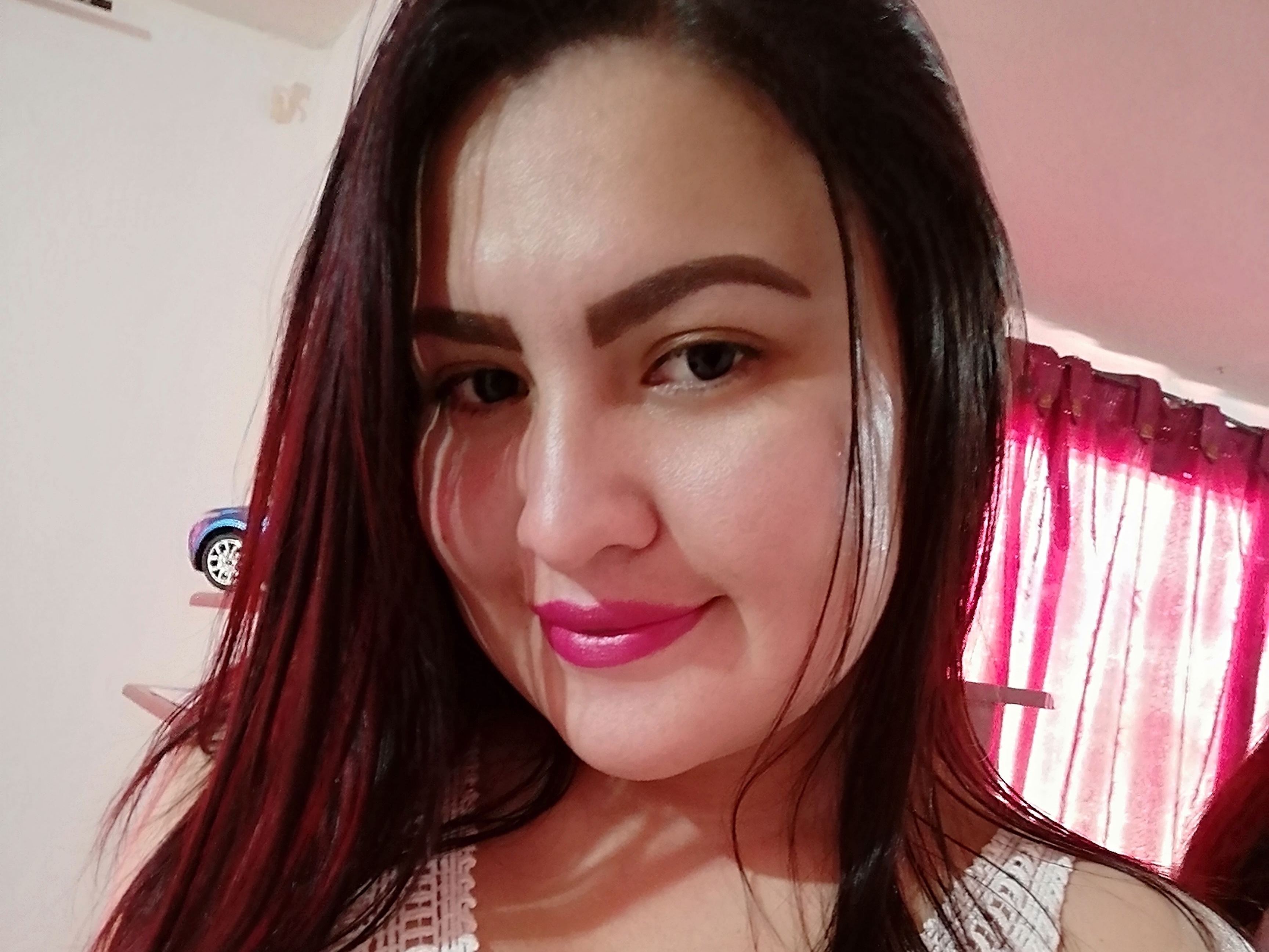 Foto de perfil de modelo de webcam de RosaliaDolmuz 