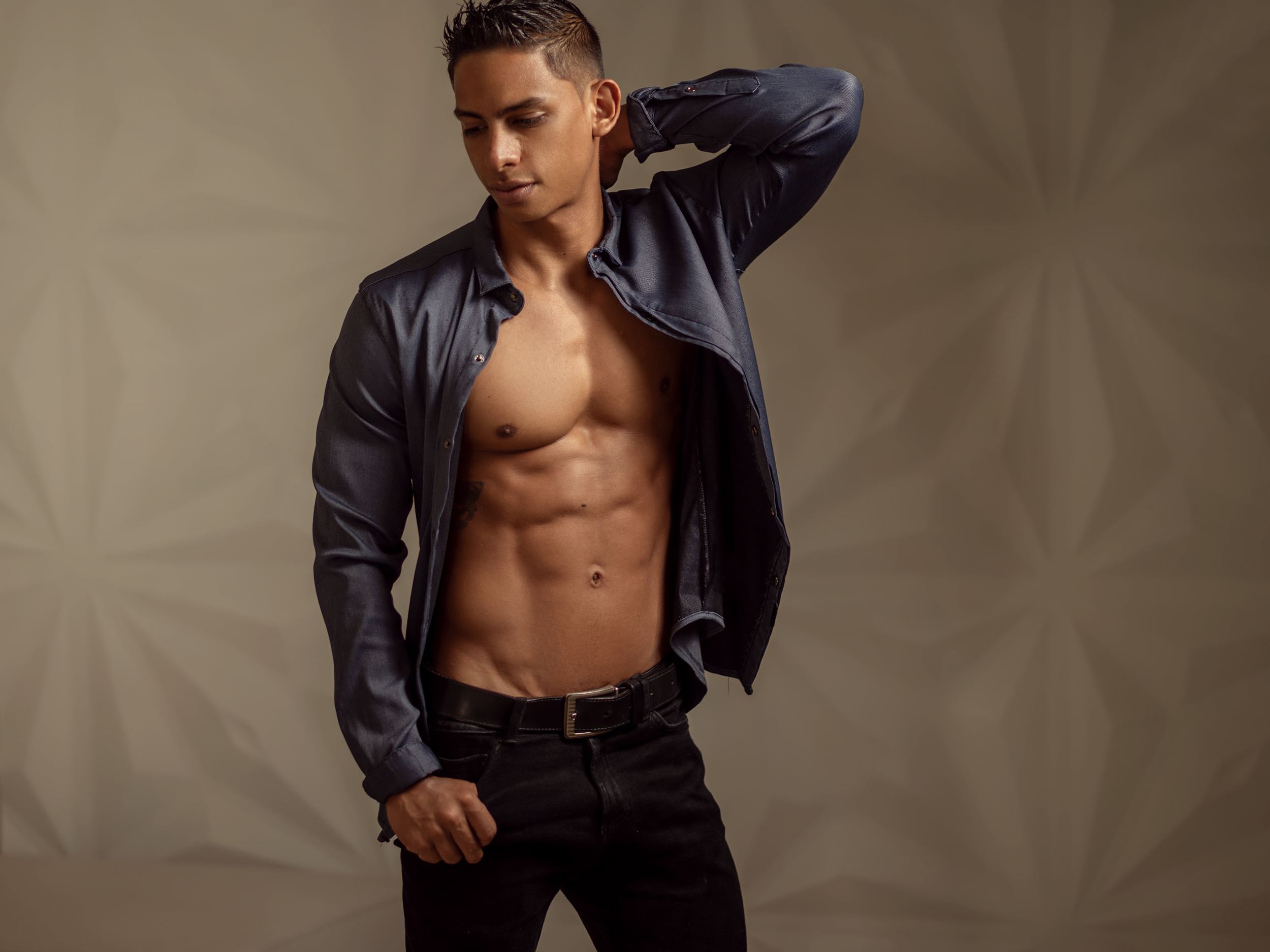 Imagen de perfil de modelo de cámara web de GabrielMaddox