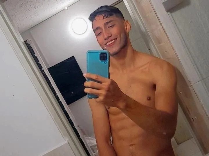 santiagomatius profielfoto van cam model