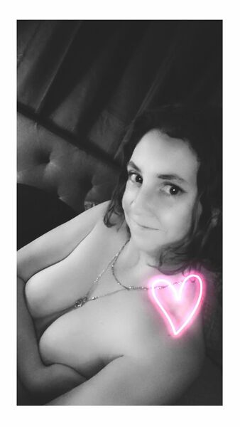 Artist NymphnerdGirl Foto 8
