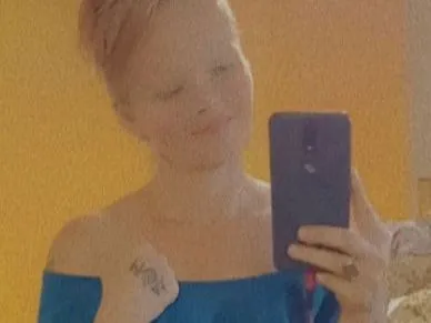 ForeverTreasure profilbild på webbkameramodell