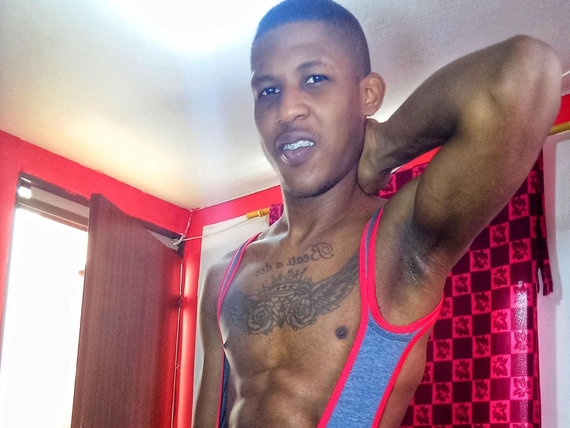 Imagen de perfil de modelo de cámara web de theboyblack18