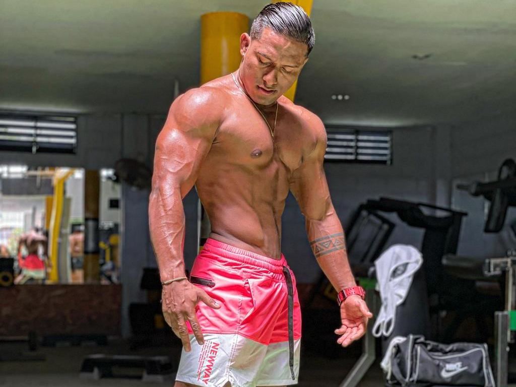 Imagen de perfil de modelo de cámara web de musclcallum