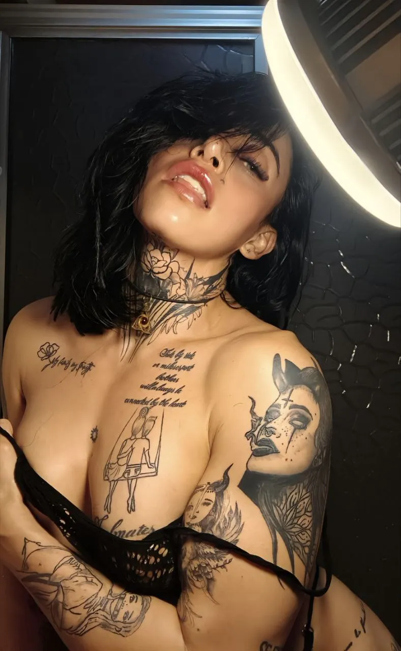 Interprete yeivela Foto 3