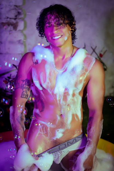 Performer DannielHabif Photo 1