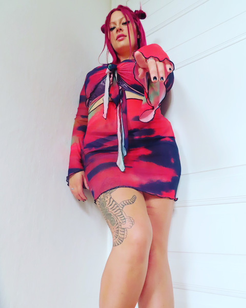 Artista MaryLilyLuna Foto 1