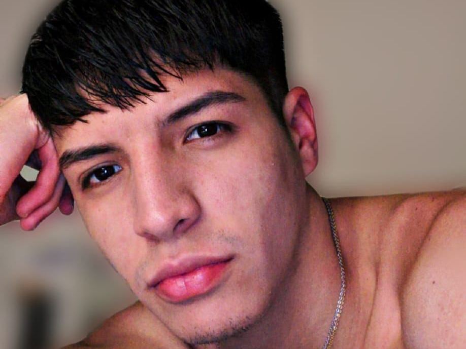 Foto de perfil de modelo de webcam de IsaaccX 