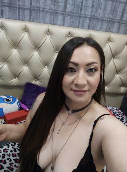 Performer AtaraLopez Photo 1