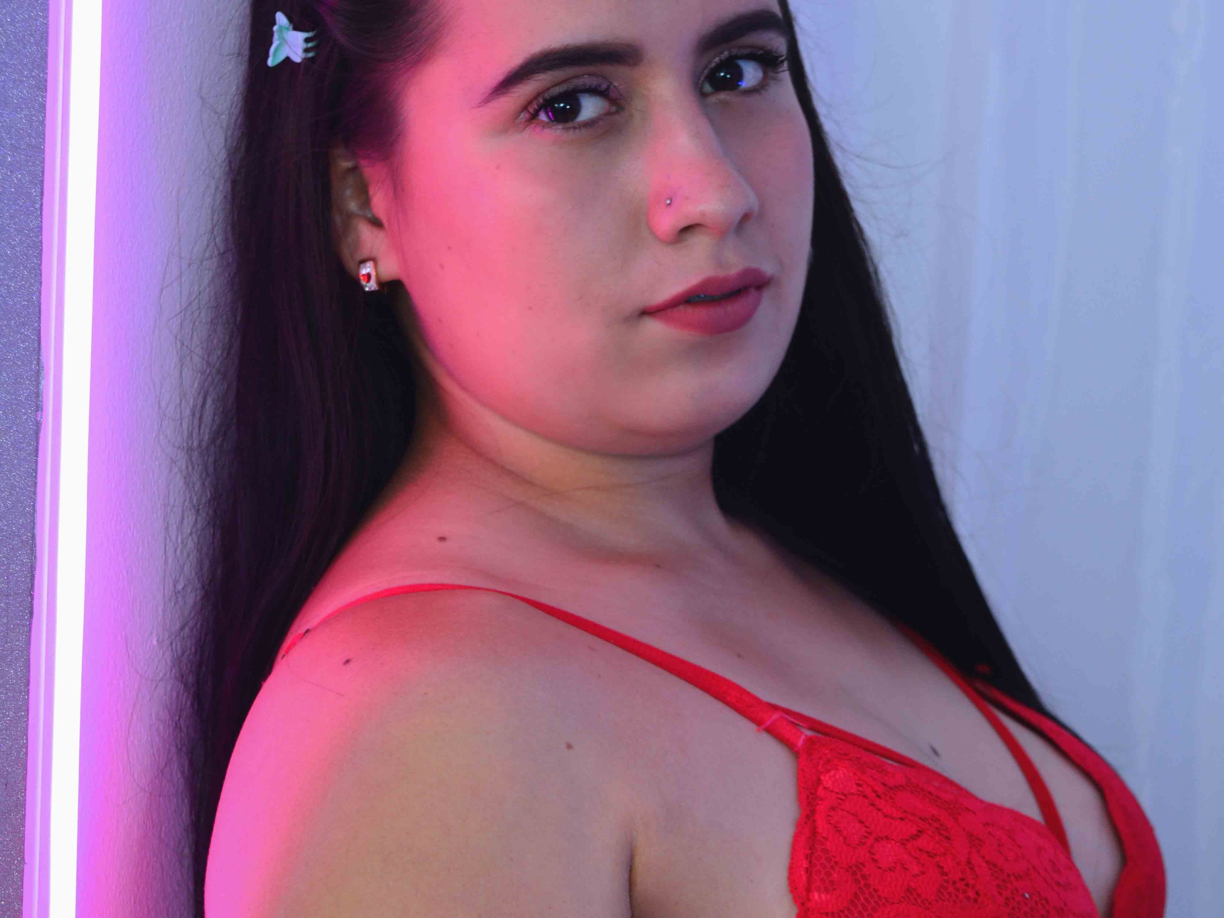 Foto de perfil de modelo de webcam de caroliinehot 