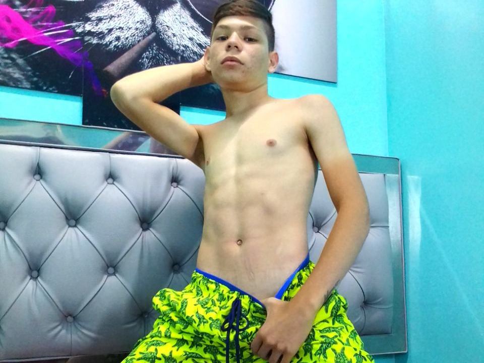 Foto de perfil de modelo de webcam de BoyDreamer18 