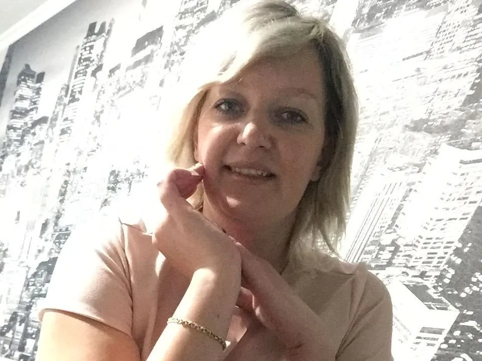 Image de profil du modèle de webcam EmmaHoty