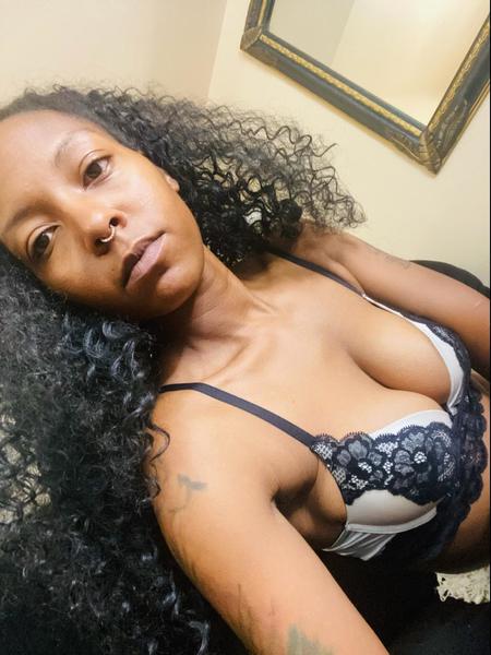 Interprète MsPrettyP69 Photo 4