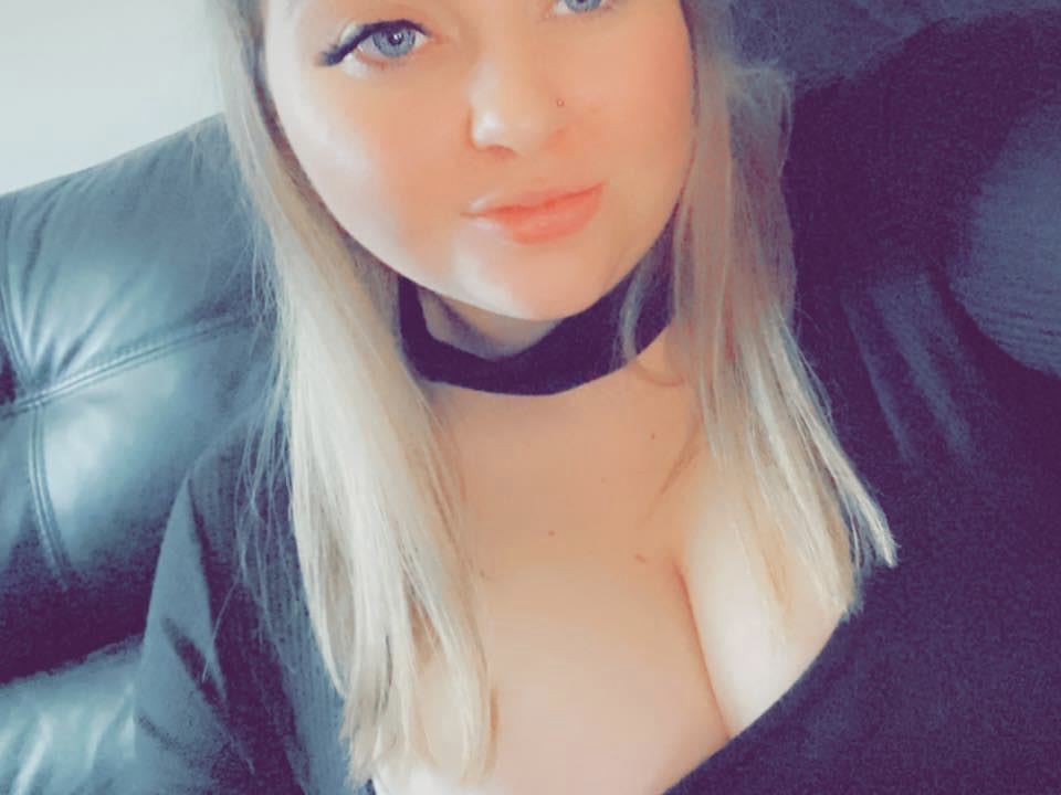 NaughtyNicolaUK immagine del profilo del modello di cam