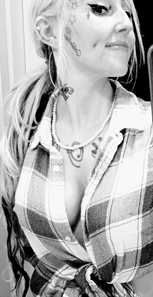 Performer VedaV Photo 3