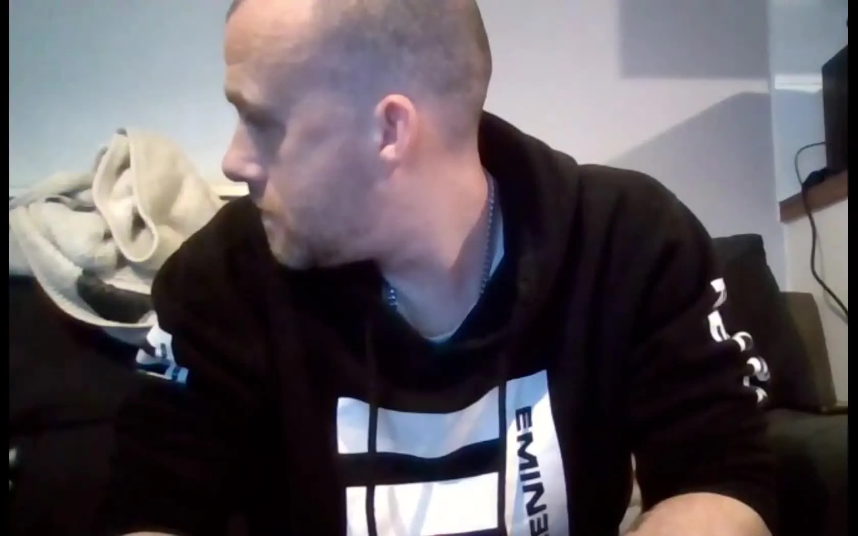 Interprète Bigshaft Vidéo 1