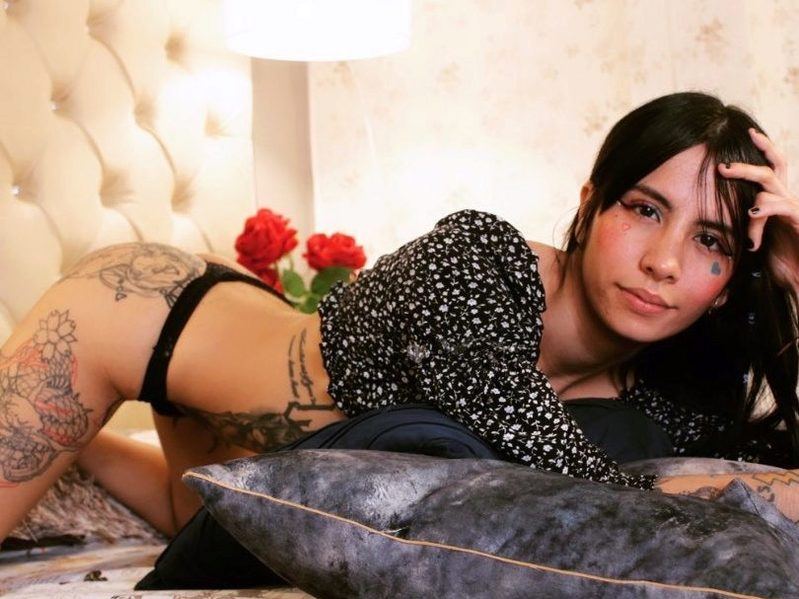 kendalwhitee immagine del profilo del modello di cam