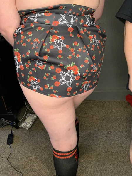 Performer Curvychic18 Photo 4