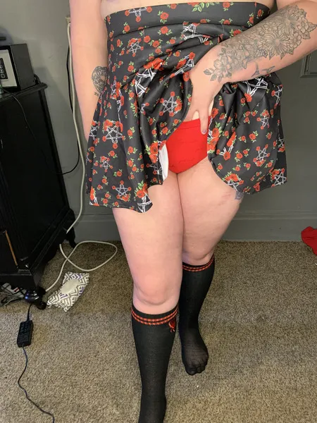 Performer Curvychic18 Photo 3