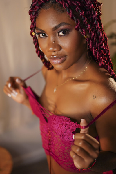 Performer blacksinneer Photo 3